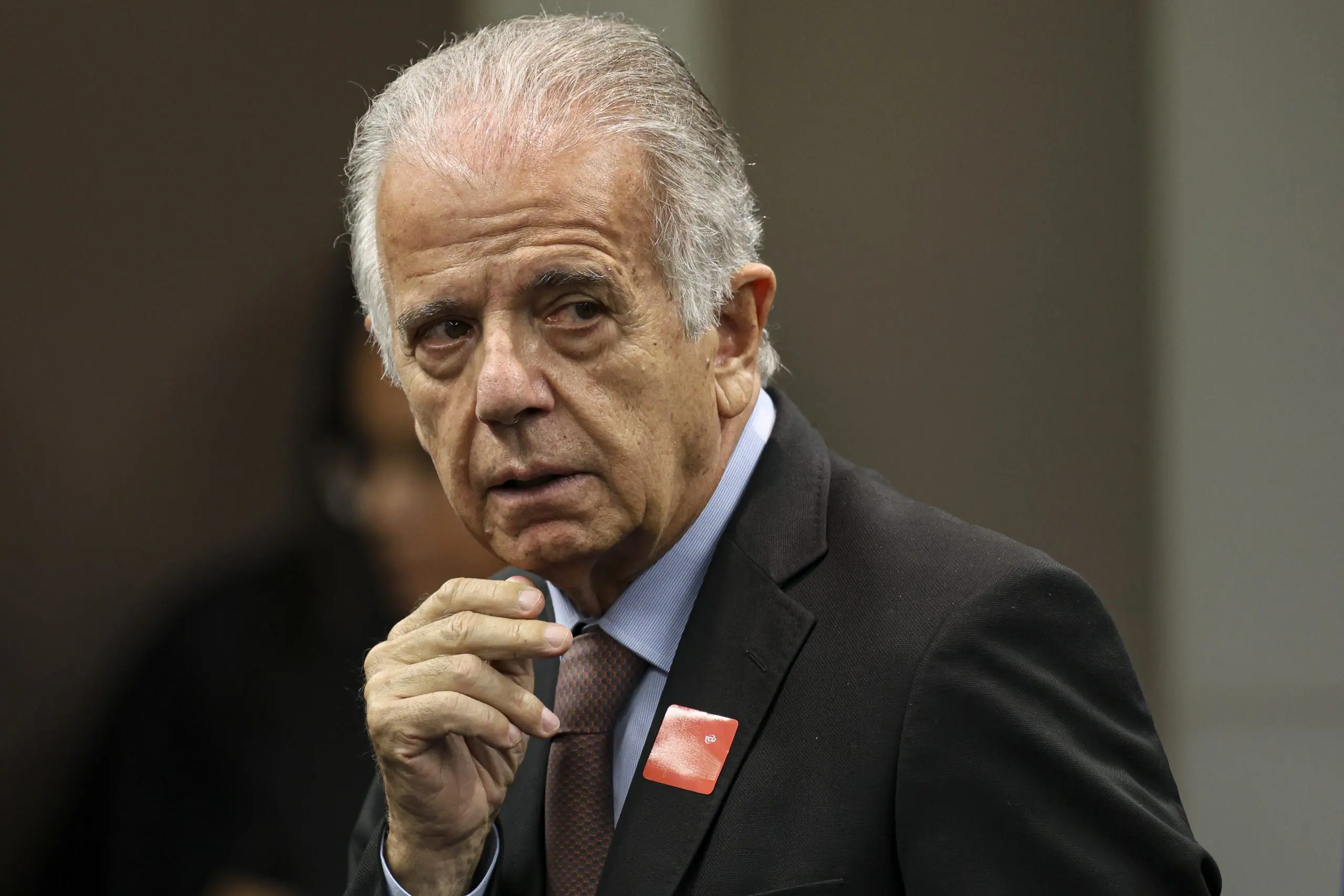 O ministro da Defesa, José Múcio Monteiro, vai estar junto de Lula e de outras autoridades no ato sobre o 8 de janeiro | Foto: Marcelo Camargo/Agência Brasil