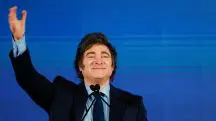 O presidente da Argentina, Javier Milei, durante o festival político Atreju, organizado pelo partido de direita Irmãos da Itália, da primeira-ministra italiana Giorgia Meloni, em Roma - 14/12/2024 | Foto: Ciro De Luca/Reuters