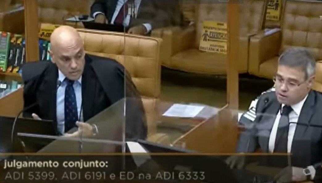Discutida no plenário do STF, sustentação oral gerou conflito entre os ministros Alexandre de Moraes e André Mendonça | Foto: Reprodução/TV Justiça
