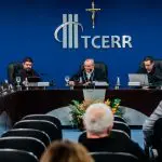Sessão no Tribunal de Contas do Estado de Roraima: dinheiro que poderia ser usado para apoiar a população vai para o bolso de conselheiros condenados pela justiça | Foto: TCERR/Divulgação