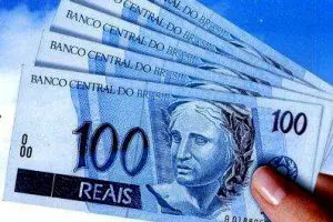 O secretário do Tesouro Nacional, Rogério Ceron, afirmou em entrevista coletiva que o déficit nas contas públicas registrado em 2024 foi inferior às projeções do mercado ao longo do ano | Foto: Reprodução/Flickr