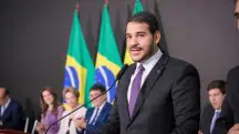 Jorge Messias critica Meta