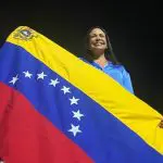 María Corina ainda disse que Maduro, ao tomar o poder, decide ‘cruzar a linha vermelha’ que oficializa a violação das leis da Venezuela | Foto: Reprodução/Instagram