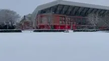 Tempestade de neve na cidade de Liverpool, na Inglaterra, assim como ocorre nos EUA