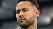 Neymar retorna Santos