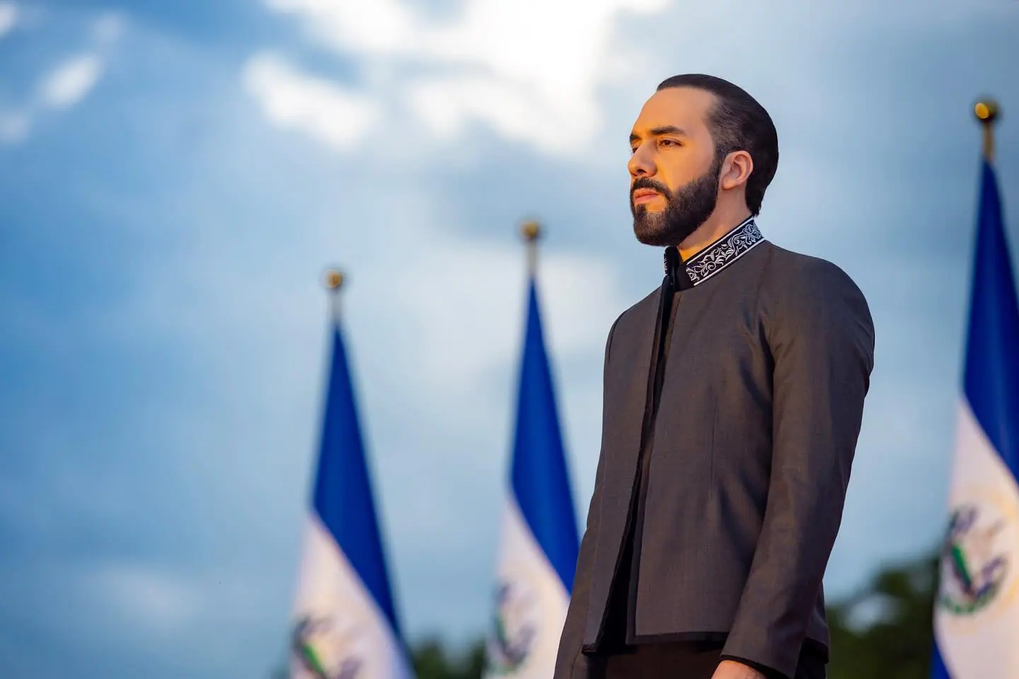 Presidente de El Salvador, Nayib Bukele, instituiu a lei anterior sobre o uso do bitcoin em 2021