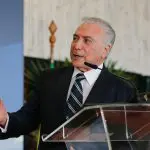 Temer discursa na cerimônia de assinatura da declaração Presidencial Conjunta Brasil-Paraguai sobre Integração Física, na sede da usina hidrelétrica Itaipu Binacional, em Foz do Iguaçu (PR).