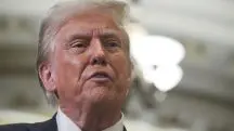 Trump discursa, depois de uma reunião com republicanos no Congresso, no edifício do Capitólio dos EUA, em Washington - 8/1/2025 | Foto: Jeenah Moon/Reuters