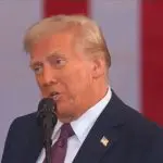 Trump em nova rodada de discursos sobre a política de comércio exterior: "UE tratou muito mal os EUA" | Foto: Reprodução/Twitter/X