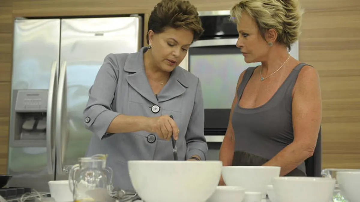 Foto de Ana Maria Braga e Dilma Rousseff