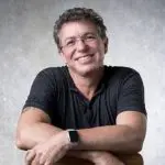 Foto do diretor de TV Boninho