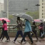 previsão do tempo: as regiões Norte, Sul e o leste e norte do Nordeste devem registrar chuvas entre a média climatológica e acima dela.