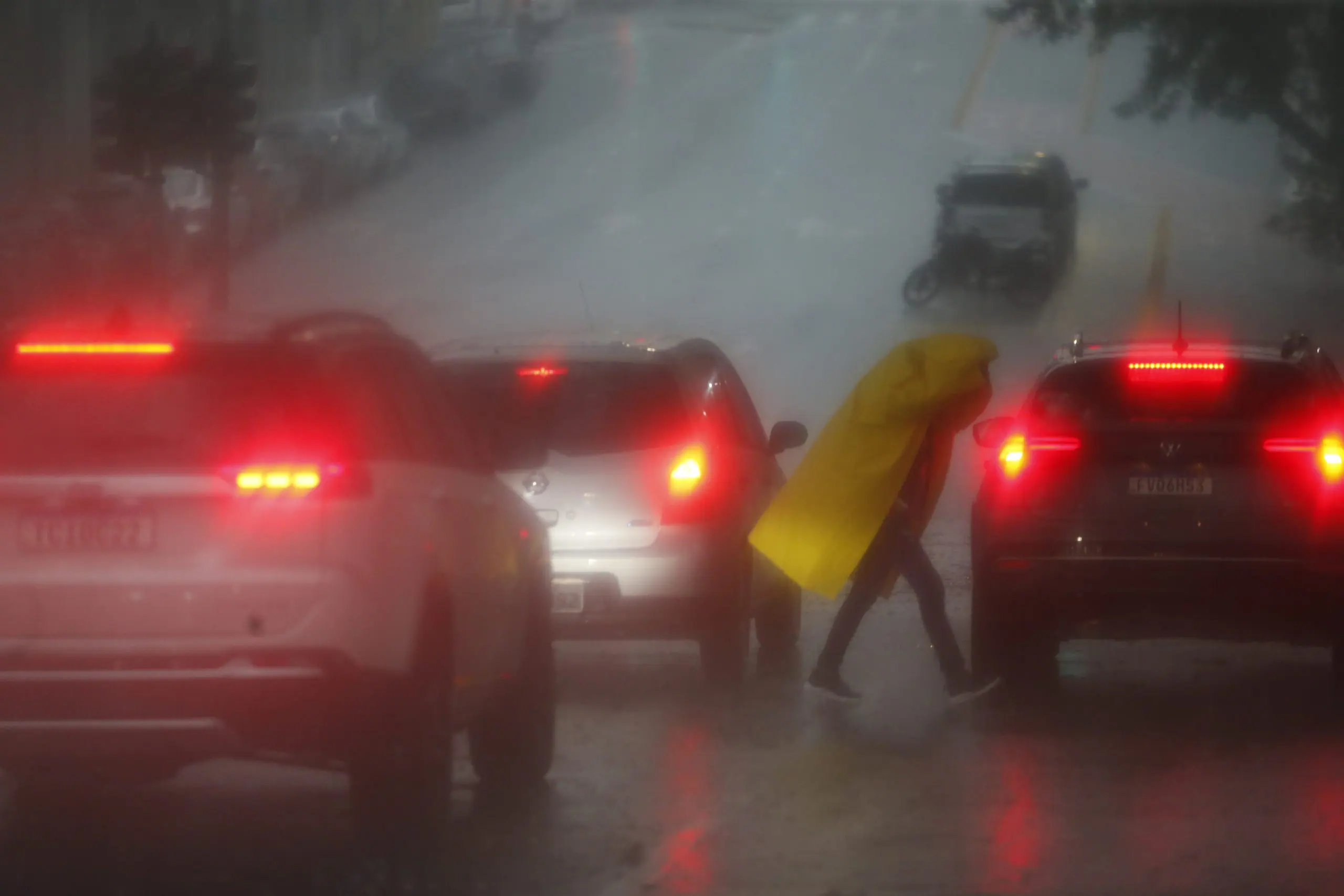 As áreas mais afetadas incluem o oeste, centro-norte e sul de Santa Catarina, bem como o sul, região central, oeste, sudoeste e noroeste do Paraná; chuva