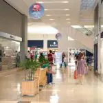 Para o comércio, o começo de 2025 parece menos favorável que 2024 por causa das incertezas econômicas relacionada ao câmbio, às taxas de juros e à política fiscal