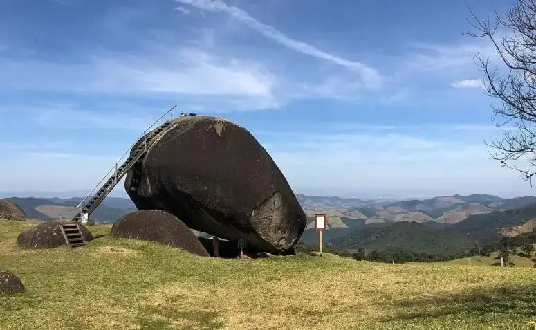 Mirante da Pedra de São Francisco: em dias limpos, vista de cidades do Vale do Paraíba e Sul de Minas | Foto: PMSJC/Divulgação 