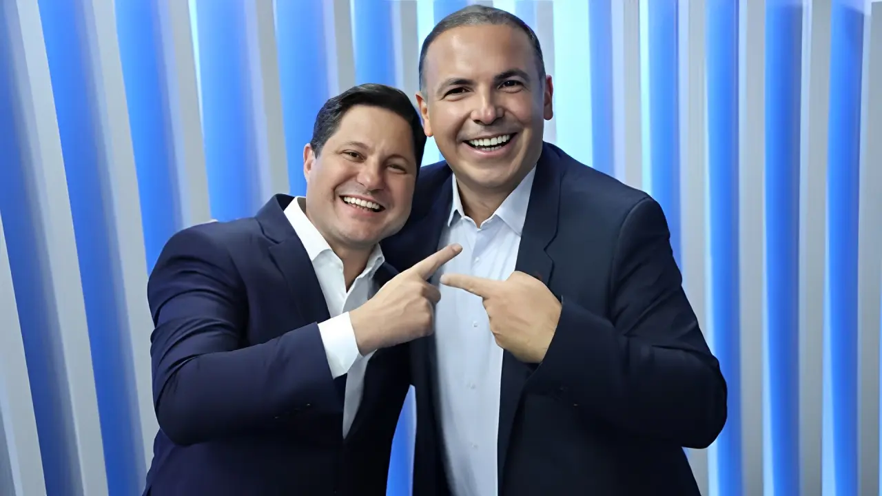 Foto de Eleandro Passaia e Reinaldo Gottino