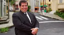 Foto do comediante Leandro Hassum em série da Globo