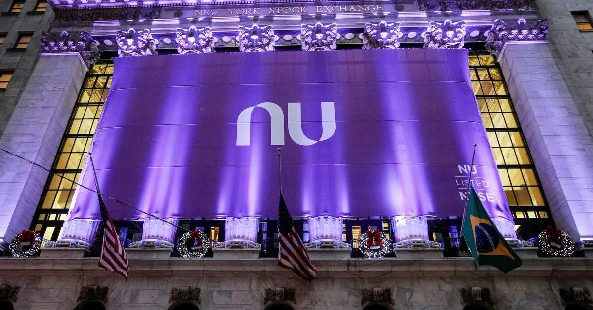 Pelos critérios do BC, no quarto trimestre do ano passado o Nubank tinha 100,770 milhões de clientes, ante 98,503 milhões do Itaú