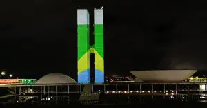 Aumento salarial faz parte de pacote de reajustes escalonados aprovado pelo Congresso em 2022; lula stf