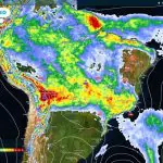 Frente fria traz tempestades ao Brasil