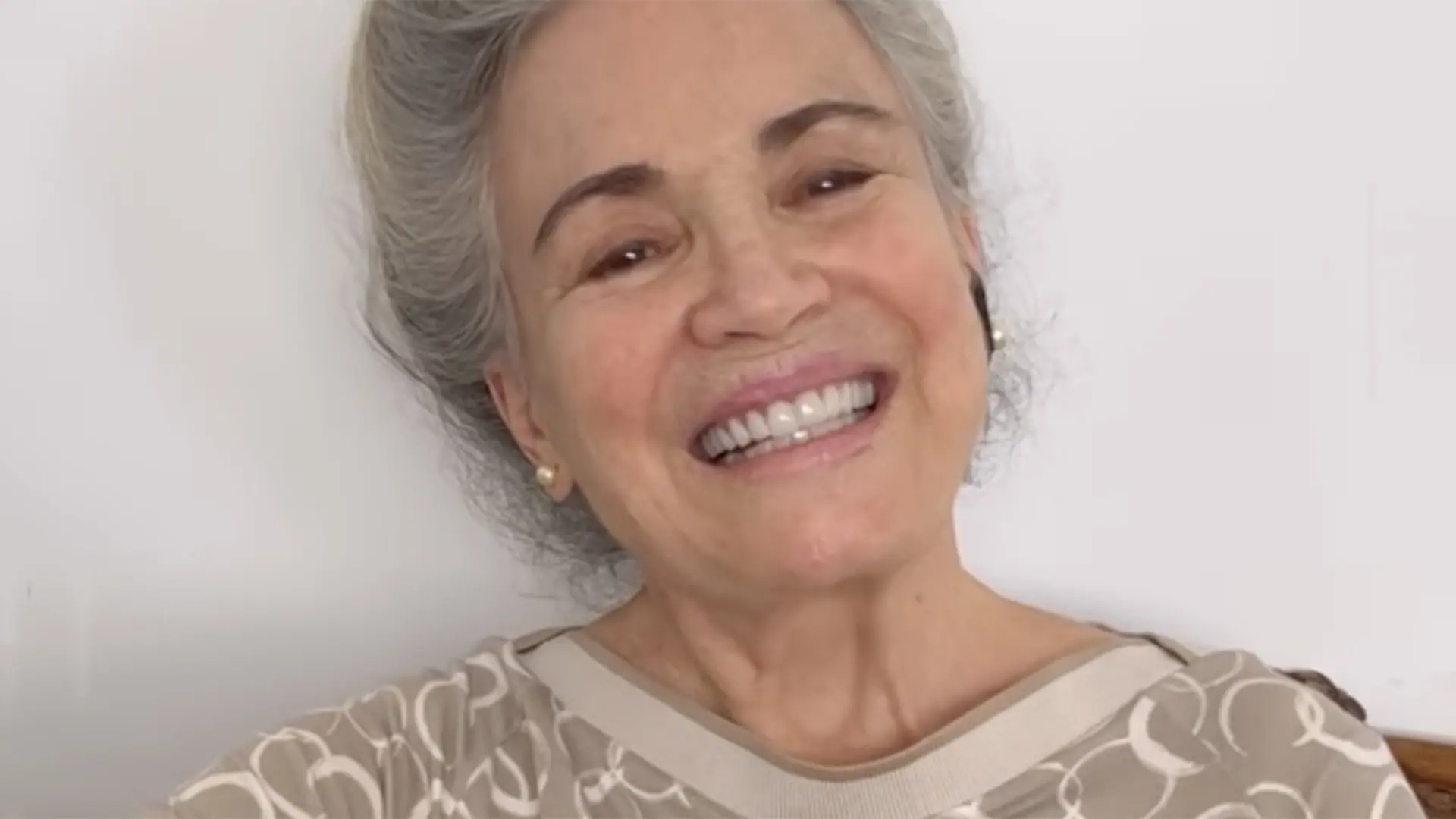 Foto atual da atriz Regina Duarte
