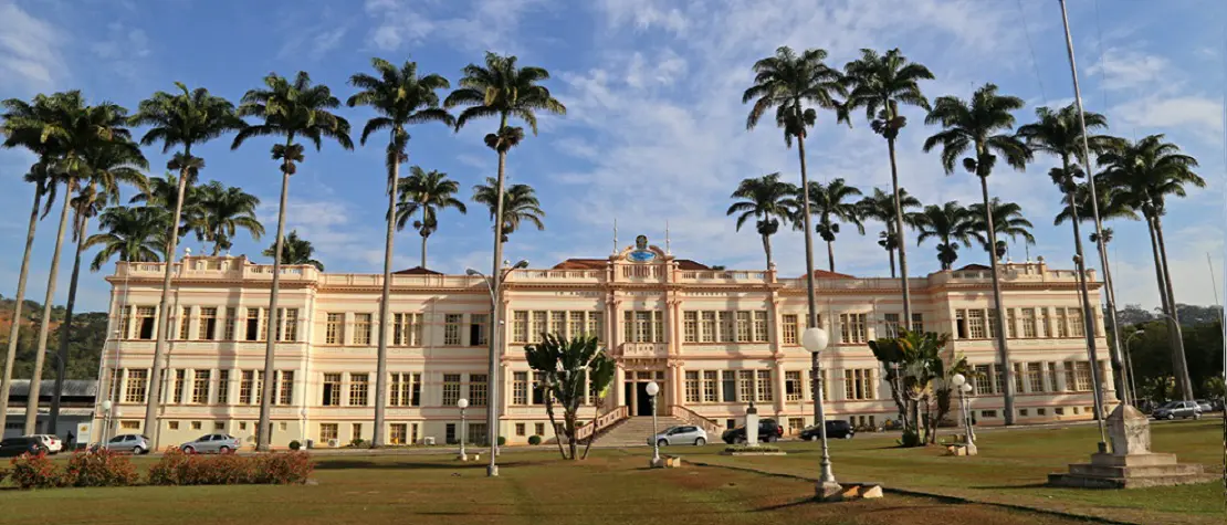 As universidades federais do Brasil são obrigadas a reservar metade das vagas para ações afirmativas