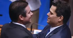 Hugo Motta e Davi Alcolumbre: 'Os candidatos à presidência da Câmara e do Senado, na vida real do Brasil, não eram Winston Churchill e Ruy Barbosa | Foto: Reprodução/X