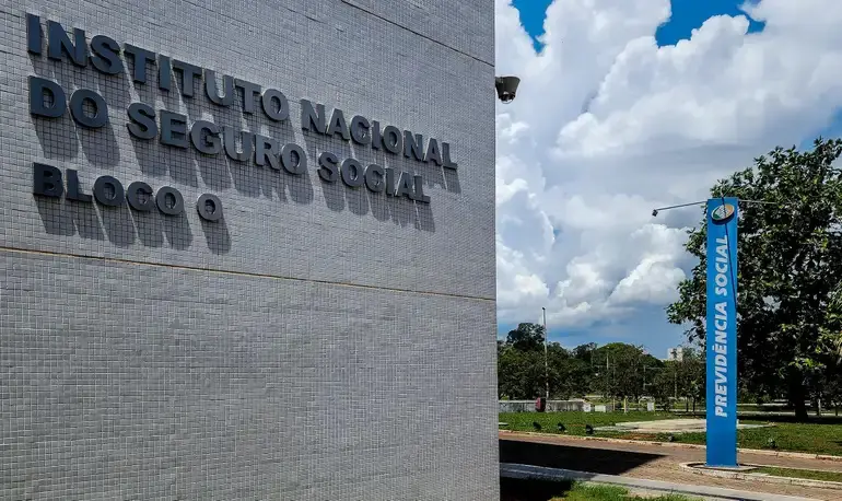Prédio do Instituto Nacional do Seguro Social, sede do INSS, em Brasília