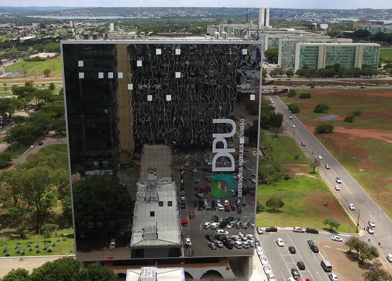 Imagem da fachada do Palácio da Agricultura, onde se encontra a sede Defensoria Pública da União, em Brasília