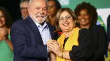 À esquerda, o presidente da República, Luiz Inácio Lula da Silva; à direita, a ministra das Mulheres, Cida Gonçalves