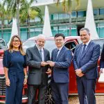 Lula fecha acordo com a BYD