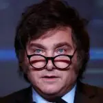Javier Milei fez mudanças significativas na Argentina, com o objetivo de tirar o peso do Estado de cima da população | Foto: Reprodução/Twitter/X/@Pascal_Beuvelet