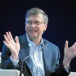 Bill Gates, que se identifica politicamente como de centro-esquerda, defende um sistema tributário progressivo | Sebastian Derungs/World Economic Forum/Flickr
