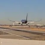 A Administração Federal de Aviação dos Estados Unidos (FAA) abriu uma investigação para apurar as causas do incidente | Foto: Reprodução/X