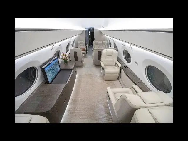 Em quase 18 horas de viagem, Neymar esteve a bordo do Gulfstream G700, um dos jatos mais luxuosos do mundo