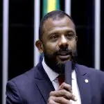 Delegado Da Cunha, que foi eleito para o Congresso em 2022, ganhou notoriedade nas redes sociais por seus discursos contra o crime organizado e, em especial, contra o PCC | Foto: Divulgação/Câmara dos Deputados