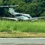 Avião saiu da pista enquanto taxiava antes de decolar | Foto: Reprodução/Redes sociais