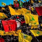 Apoiadores do Hezbollah em enterro