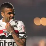 O jogador Daniel Alves, que atuou pelo São Paulo, durante partida com a equipe do Internacional, válida pela 37ª rodada do Campeonato Brasileiro de 2019 - Brasil, SP, São Paulo. 04/12/2019