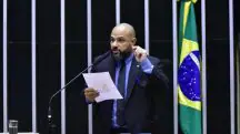 Deputado Federal Sargento Portugal (Podemos-RJ) discursa no plenário da Câmara