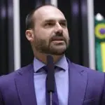 Governo tenta reagir à articulação internacional contra Moraes; Lindbergh mira Eduardo Bolsonaro | Foto: Mário Agra/Câmara dos Deputados