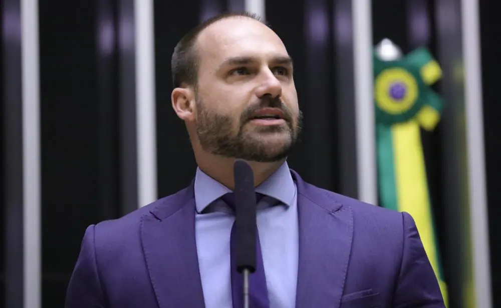 Governo tenta reagir à articulação internacional contra Moraes; Lindbergh mira Eduardo Bolsonaro | Foto: Mário Agra/Câmara dos Deputados