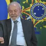 Presidente Luiz Inácio Lula da Silva, em cerimônia de assinatura de parcerias para fortalecimento da produção e inovação de vacinas e biofármacos