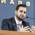 A investigação começou depois de a defesa de Filipe Martins entrar com duas ações na Justiça norte-americana para que seja apurada uma suspeita de fraude | Foto: Reprodução/X