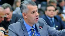 Evair Vieira de Melo afirma que o conteúdo do vídeo, que divulga o programa federal ‘Crédito do Trabalhador’, afronta diretamente o artigo 37 da Constituição Federal | Foto: Divulgação/Câmara dos Deputados