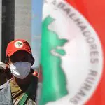 Invasores de terras do MST durante manifestação na Esplanada dos Ministérios | Foto: Marcello Casal Jr/Agência Brasil