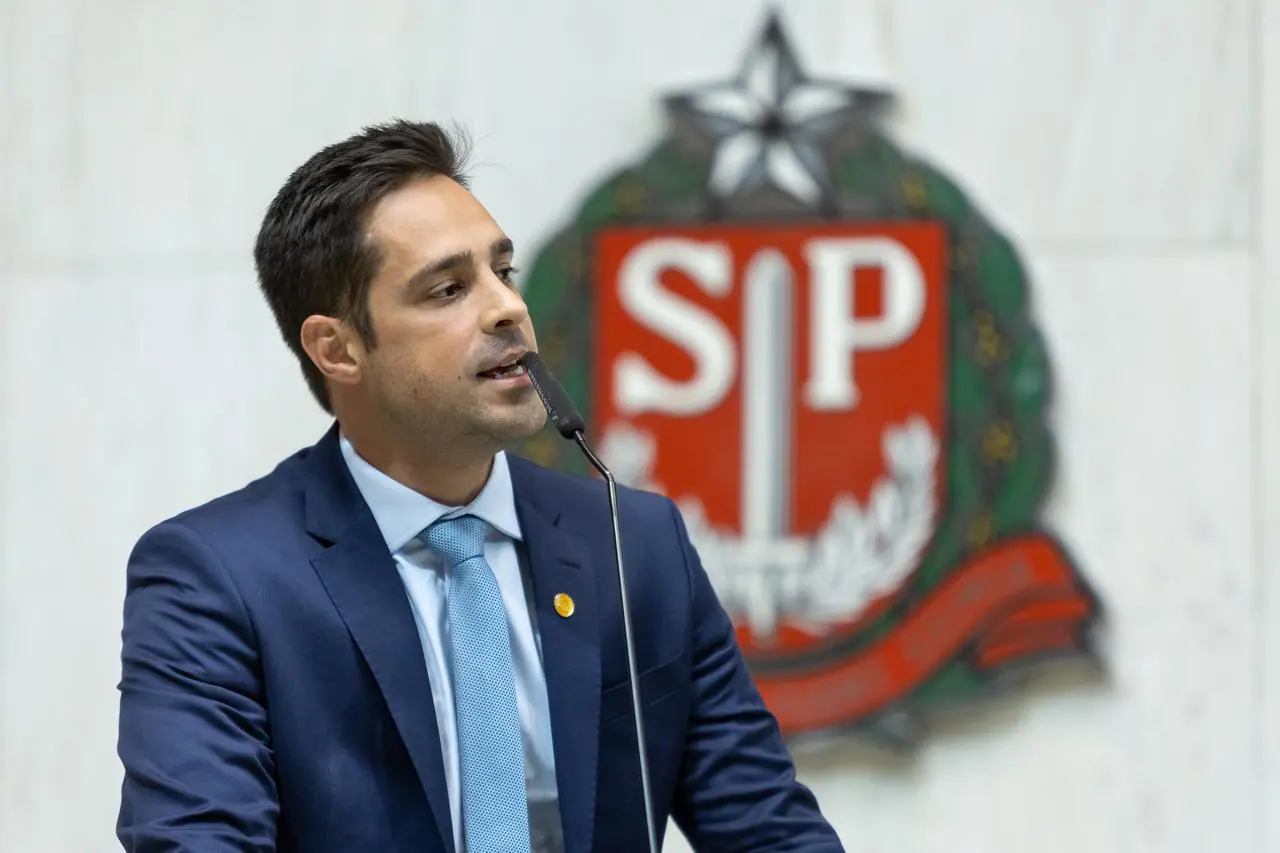 Léo Siqueira, deputado estadual do Partido Novo
