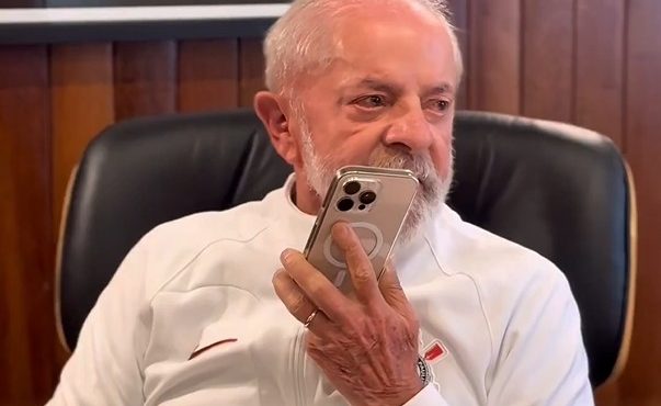 Lula erra ao afirmar que Oscar conquistado pelo Brasil só era dado a americanos