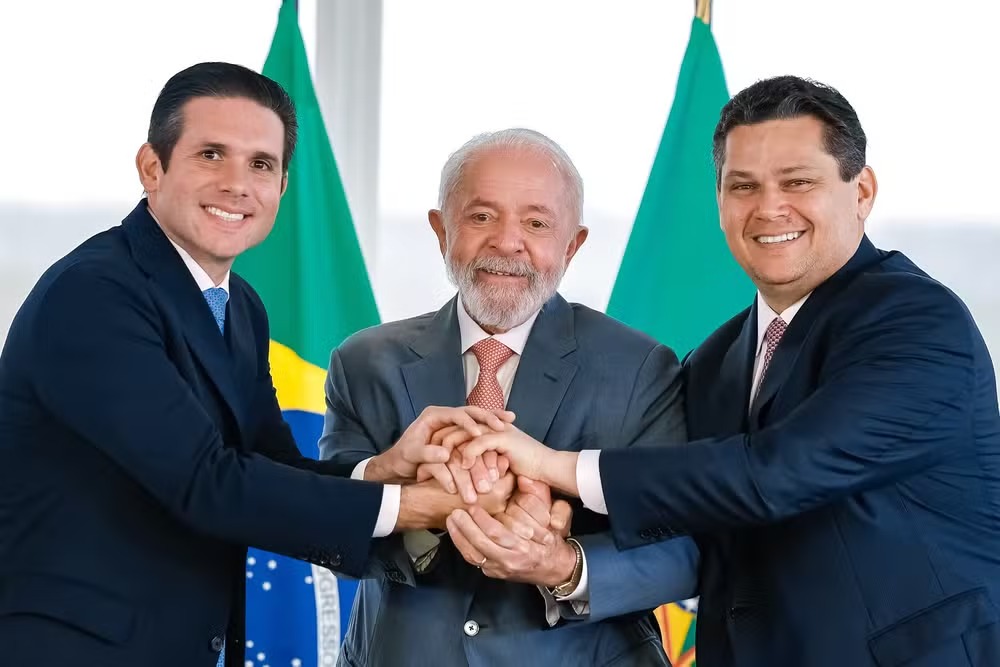 Motta, Lula e Alcolumbre: viagem estratégica para negociações futuras | Foto: Ricardo Stuckert/PR