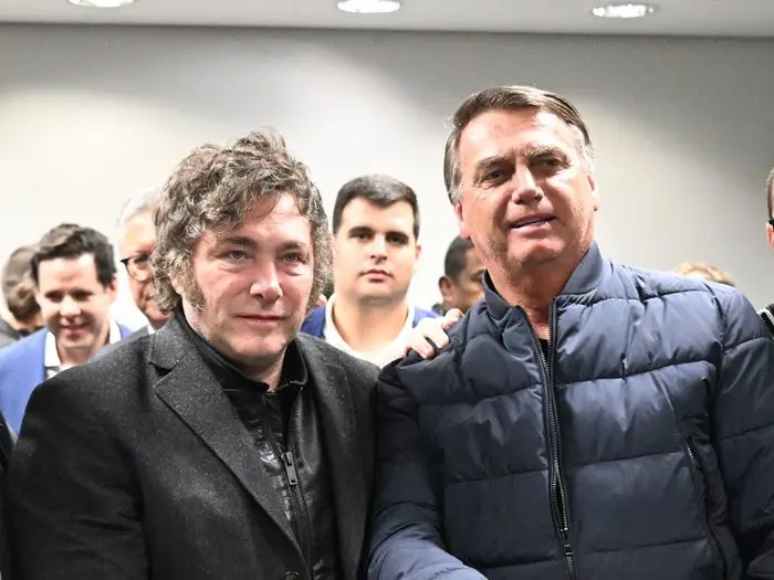 Presidente da Argentina, Javier Milei, e o ex-presidente do Brasil Jair Bolsonaro